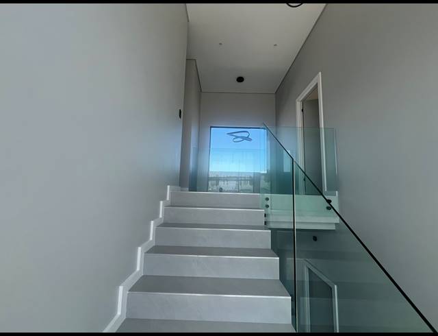 3 BEDROOM HOUSE FOR SALE IN SANDOWN
